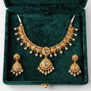 Handcrafted Gold Kundan Jewelry Set
